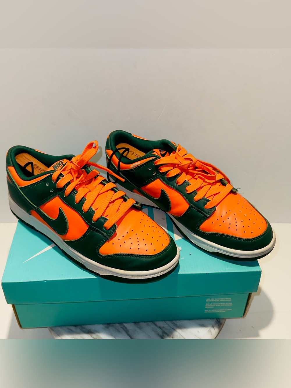 Nike Dunk Low Miami Hurricanes 2022 Size 8.5 DD1391-300 Authentic Barely Used.